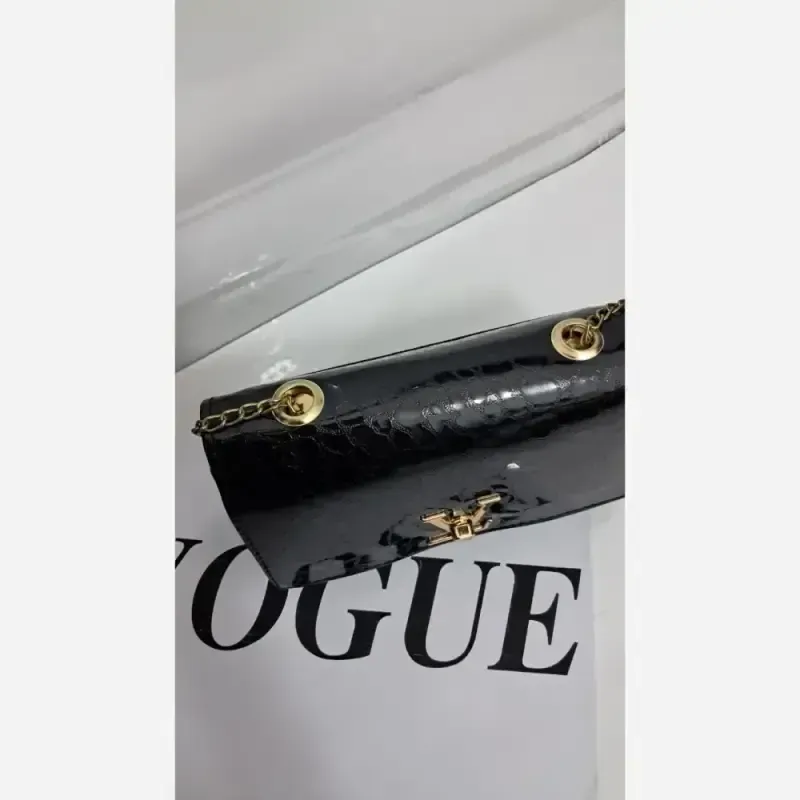 کیف گلسا چرم ورنی بند دوشی سایز 15 در 20