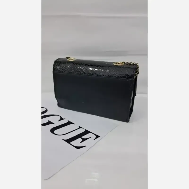 کیف گلسا چرم ورنی بند دوشی سایز 15 در 20