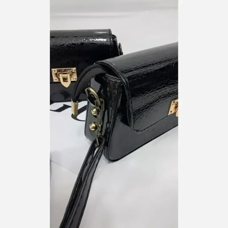کیف دوشی چرم ورنی مدل آنیا