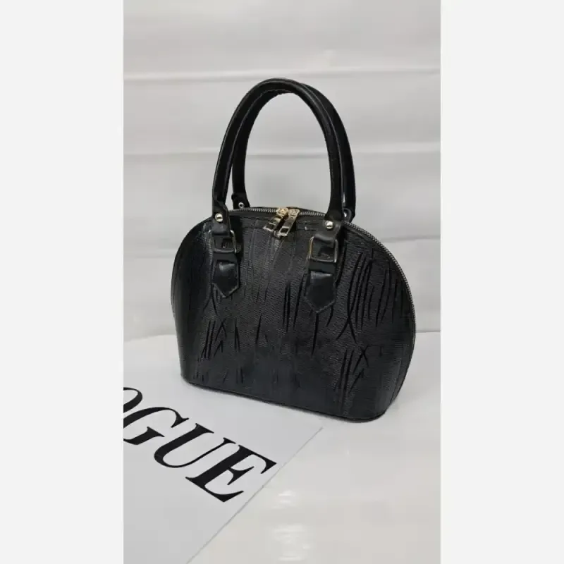 کیف چرم ورنی مدل سوگند سایز 25 در 25 با بند دوشی