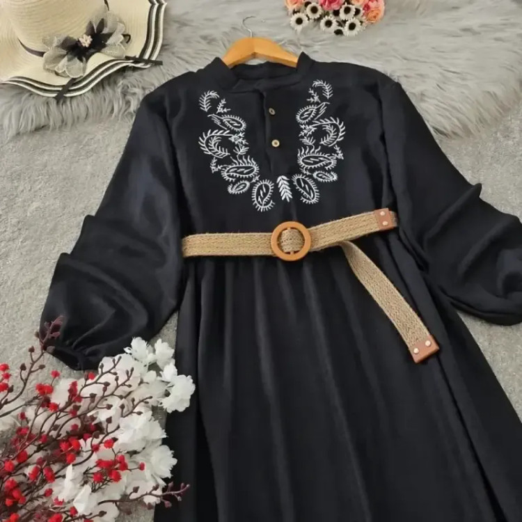کفتان گلدوزی ترمه جنس شانتون فری سایز بلند مناسب فصل
