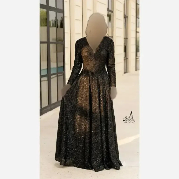 پیراهن مجلسی زنانه زرین قد 155 سنگدوزی گیپور کاپدار سایزبندی 40 تا 58 دانتل چمنی مشکی