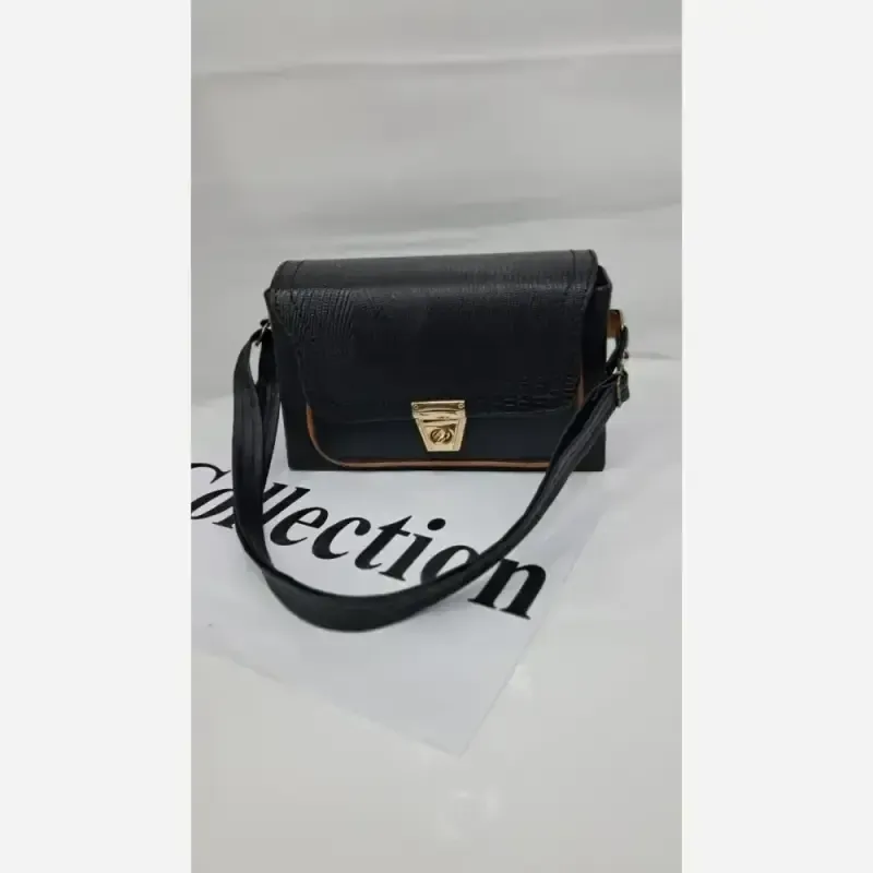 کیف دوشی چرم الیزه زنانه مدل goli سایز 15*20 تک رنگ بند بلند جاگوشی سبک