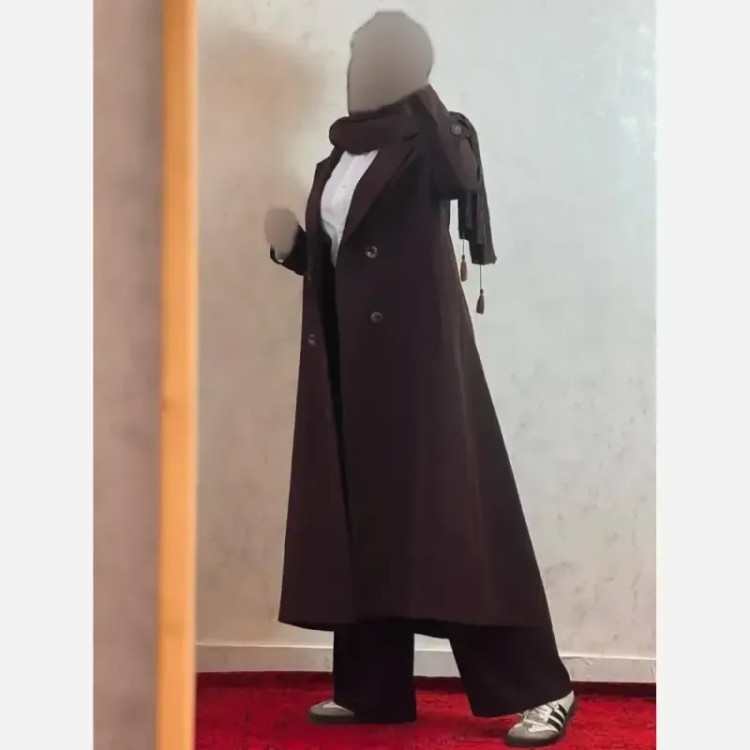 ترنچ کت زنانه کرپ فیس باربی رنگ قهوه ای سوخته مدل باوان