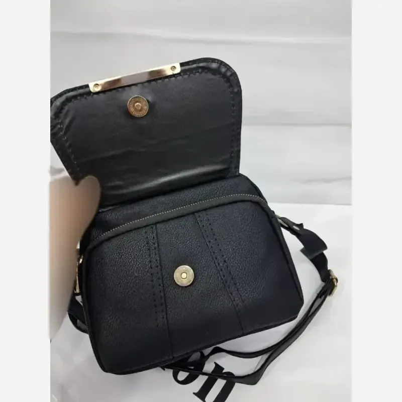 کیف دوشی ماهگل چرم مشکی سایز 15 در 20