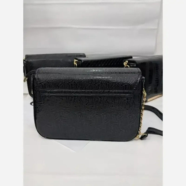 کیف دوشی آرمیتا چرم ورنی درجه یک سایز 15 در 20 با بند بلند