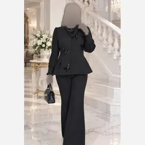 کت و شلوار مجلسی زنانه جواهردوزی مدل شیما رنگ مشکی پارچه مازراتی و آستین حریر