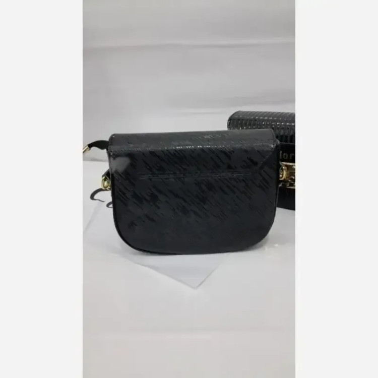 کیف زنانه جیوا چرم ورنی درجه یک با بند دوشی بلند