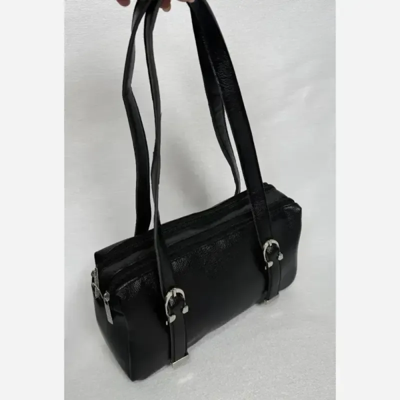 کیف سگک دار چرم باکیفیت ابعاد 27 در 15 رنگ مشکی و قهوه ای