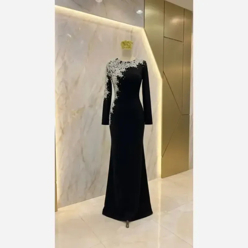 پیراهن بلند زنانه مجلسی کرپ دالقیچ کاپدار مشکی سایز بزرگ