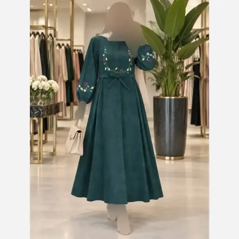 کفتان گلدوزی پاییزه مخمل کبریتی ریز فری سایز قد 136