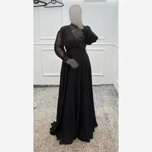 پیراهن ماکسی زنانه کرپ حریر و پولکی گلدوزی شده مدل پاریس مشکی