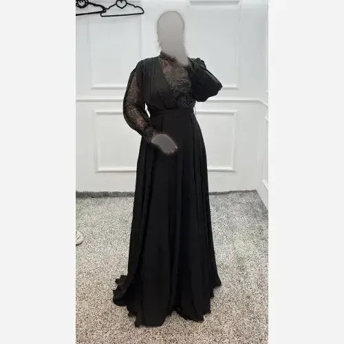 پیراهن ماکسی زنانه کرپ حریر و پولکی گلدوزی شده مدل پاریس مشکی