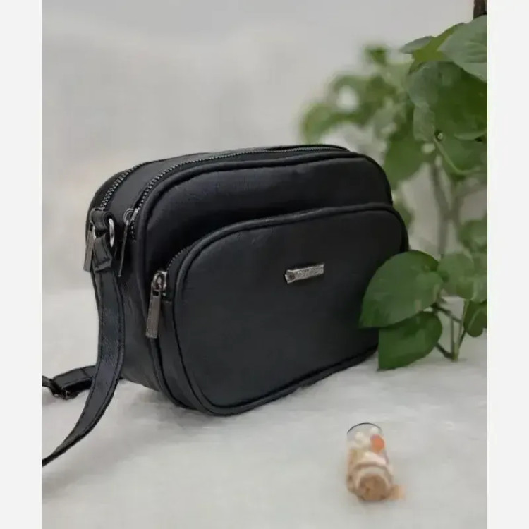 کیف دوشی زنانه چرم مدل manly رنگ مشکی سایز 15 در 20