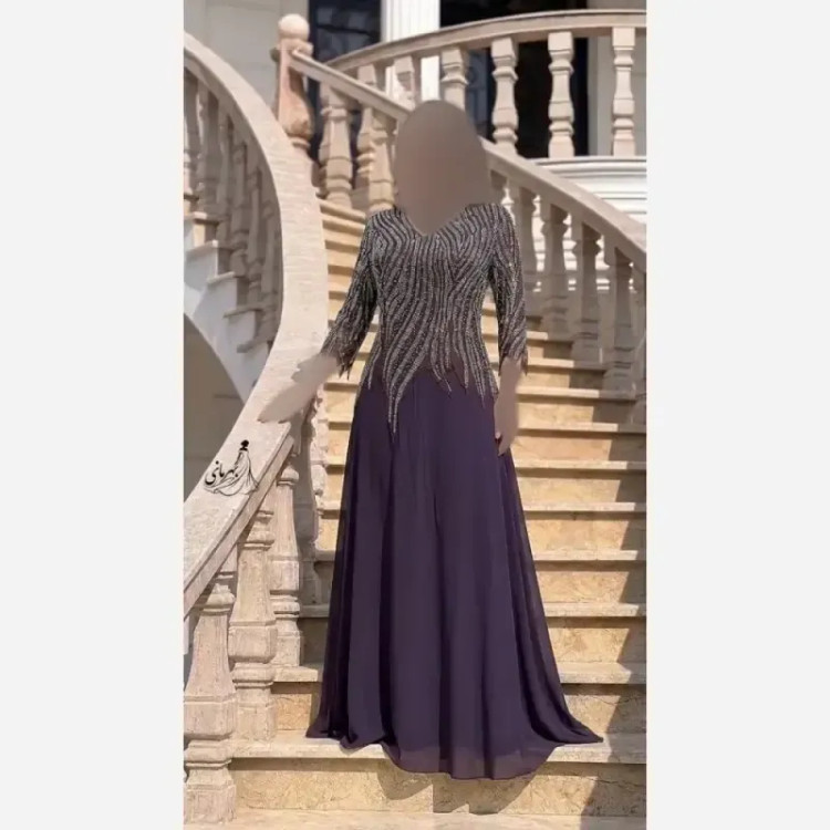 ماکسی نگینی سایزبزرگ کرپ حریر درجه یک مشکی و سبز و بادمجونی